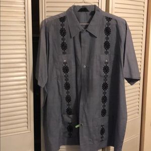 Vintage men’s Cuban smoking shirt